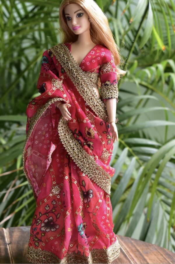 Pink saree for curvy doll