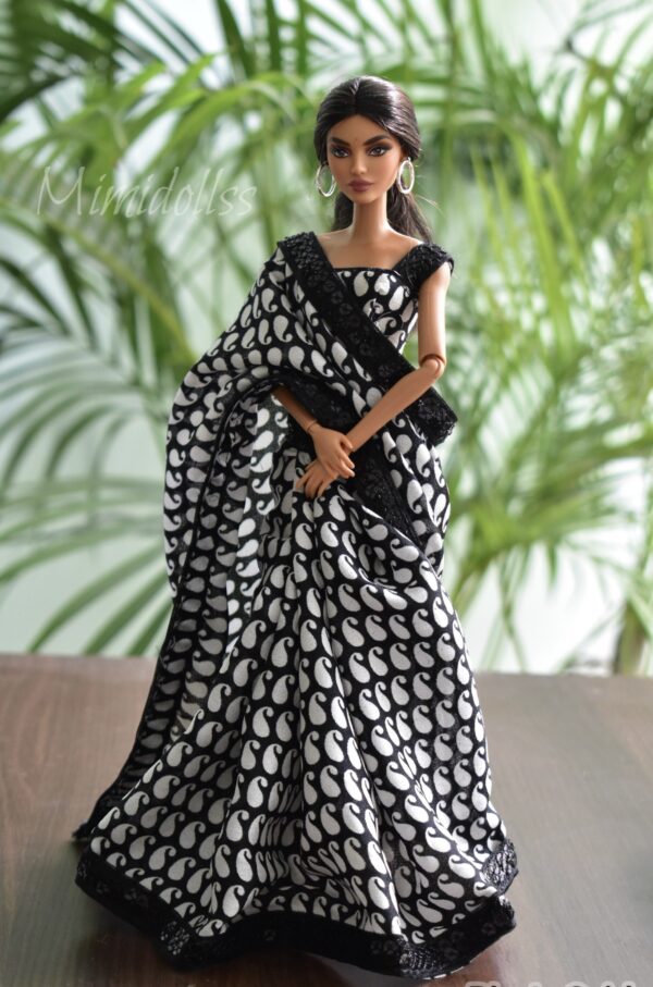 Pretty black saree for barbie doll