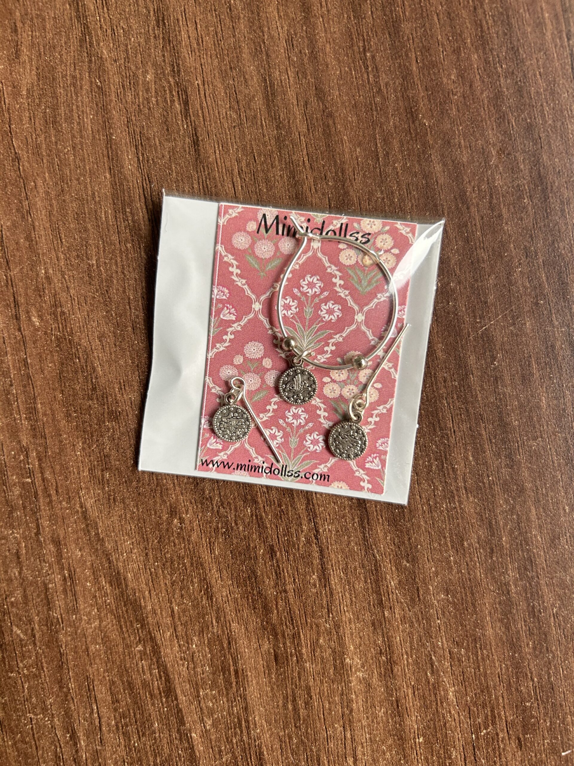 A set of 2 Indian sarees for Barbie doll with accessories - Image 6